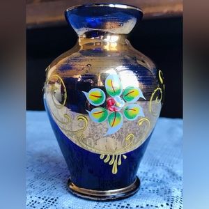 VINTAGE 1950’s Colbalt Blue 🦚 Bohemian Gypsy Glass Vase.